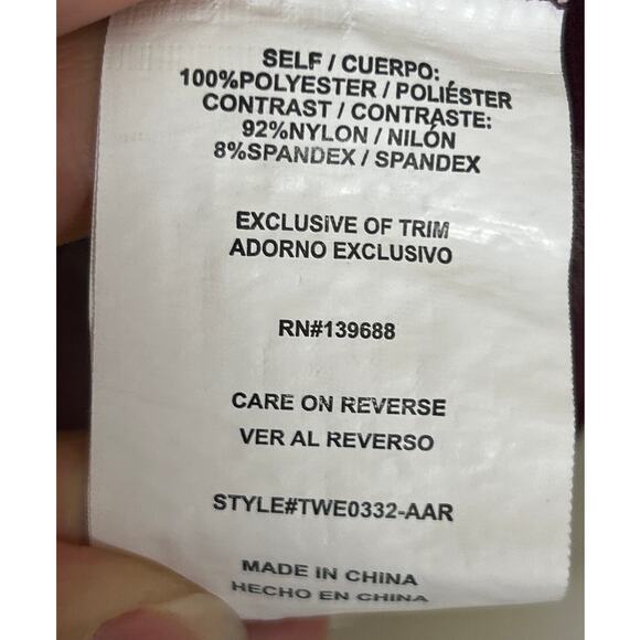 Altar'd State Women's S burgundy boho lace lightweight bell sleeve top blouse - Picture 4 of 6